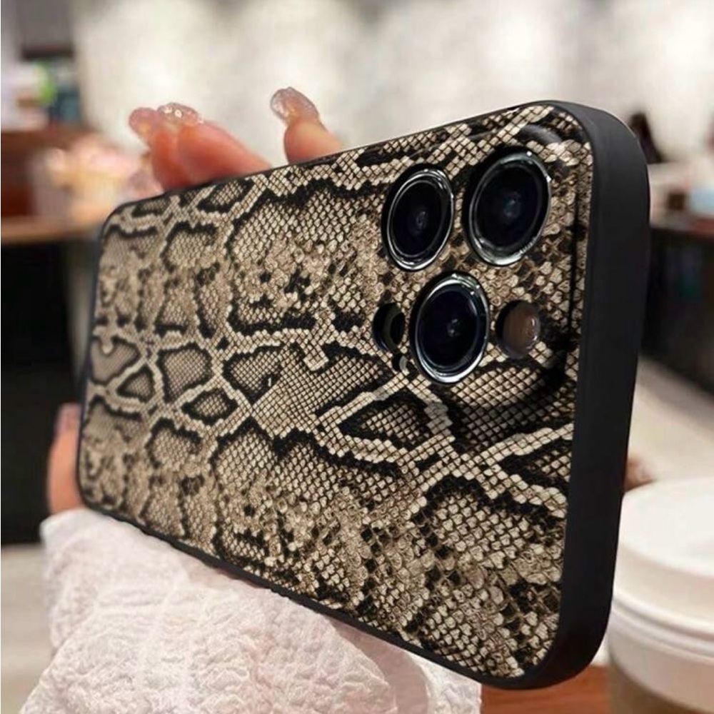 iPhone 15 Plus Phone Case Snake Skin Print Soft Protective Shockproof Case - Picture 4 of 6